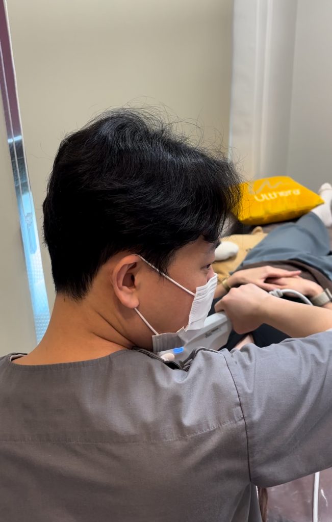 明洞皮膚科 ウミ医院のニキビ跡治療方針